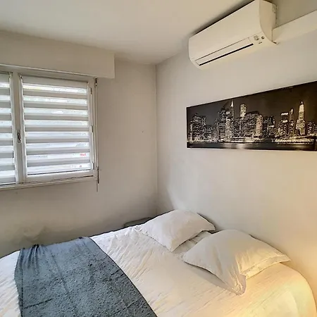 Palm Beach Beautiful Studio Of About 25 M² Decoration. Appartement Cannes